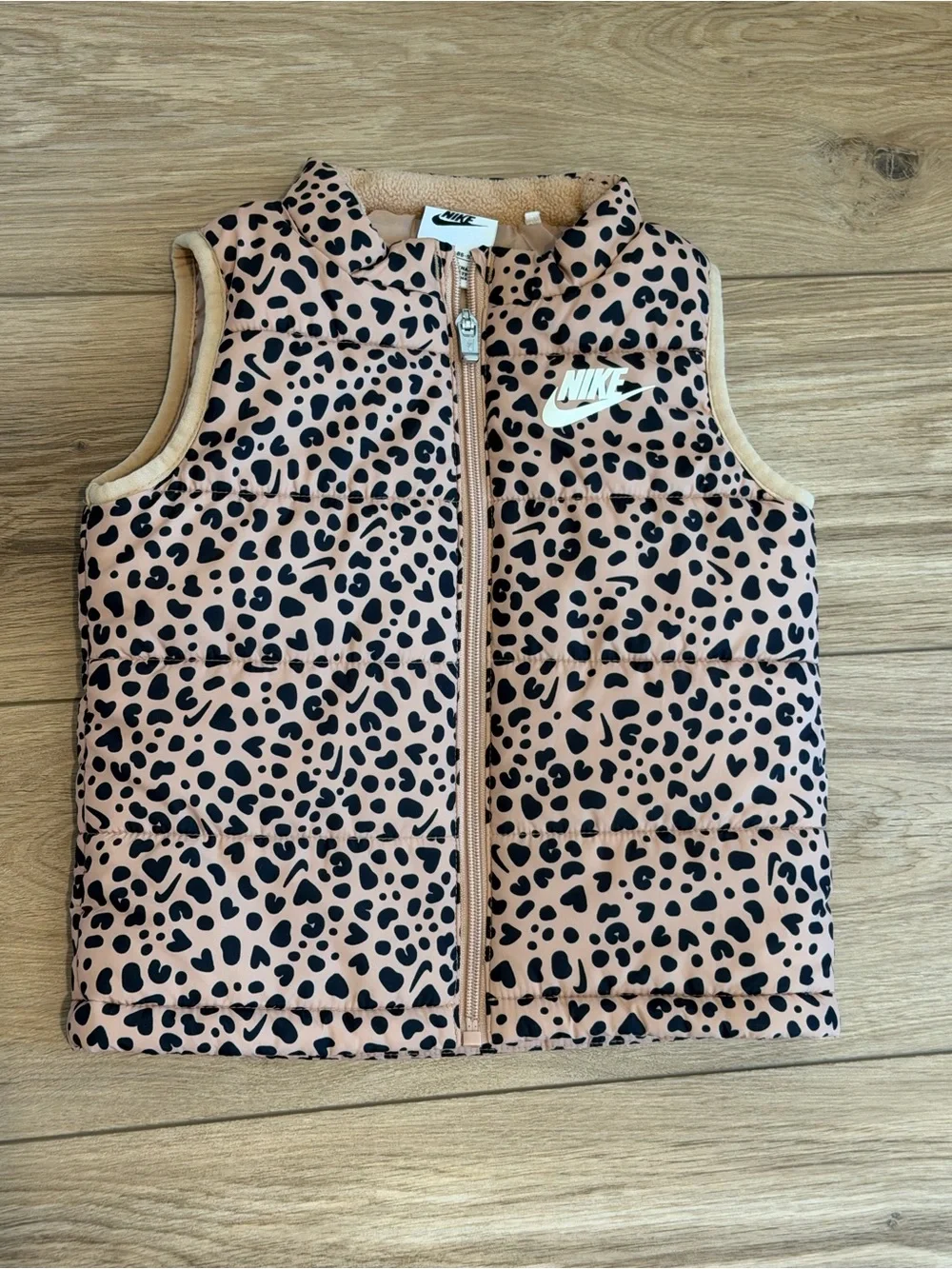 Nike Toddler 2T / 24M Leopard Heart Puffer Vest Zip Up